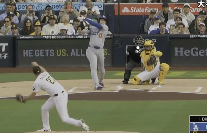 【写真・画像】ウソでしょ…？ 大谷翔平の目の前で“想定外のハプニング”「なんでだよ！」 相手投手がとんでもないミス→一気に爆速走塁「野球は分からん」　1枚目