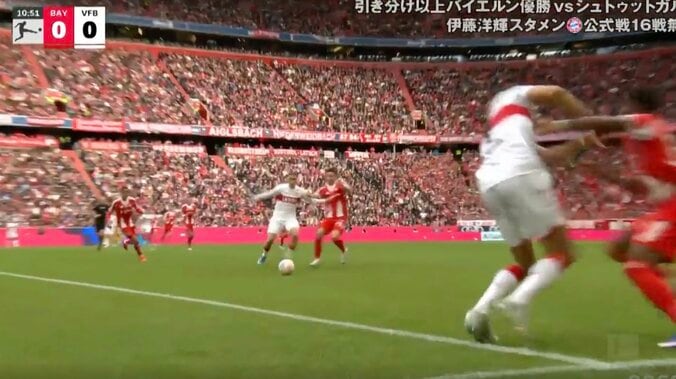 【写真・画像】場内騒然！ 伊藤洋輝、思わず二度見する“神プレー”「冷静だな」「そこは伊藤」完璧ポジショニング→“カバーリング”炸裂でピンチ阻止　1枚目