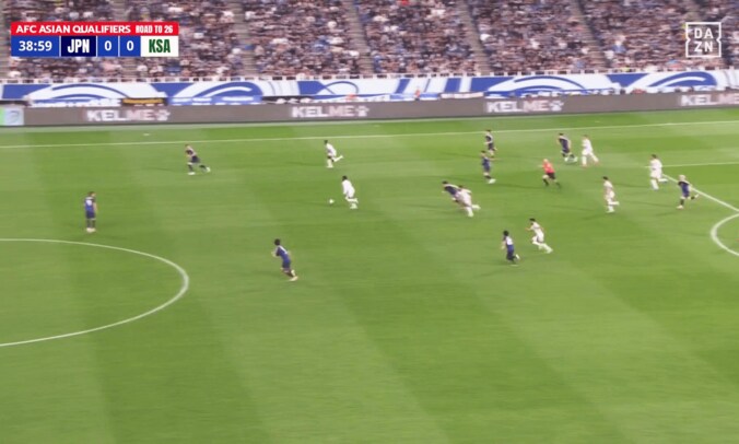 爆速！ 久保建英＆田中碧の“鬼プレスバック”が「凄すぎる」「泣ける」「神だ」驚異の“50m帰陣”で日本代表を救った瞬間「久保くん別人の動き」 3枚目