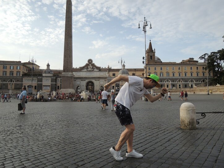バナナマン設楽、日村不在の初ローマロケも「寂しさは無いです(笑)」