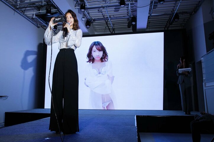 「下着を着用してる私を楽しんで」AKB48・柏木由紀がランジェリーブランドアンバサダーに就任