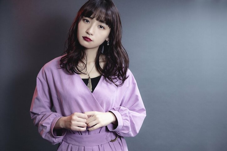 アイドルから女優に本格始動の浅川梨奈、嵐の夜の“ふんどし”アクションで人生初の体験