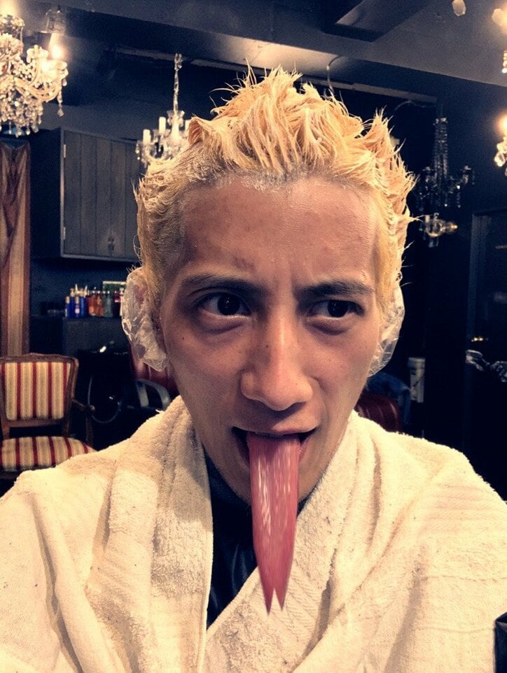Nosuke、髪色を明るくした写真を公開「宿敵“クッパ”の髪型です」