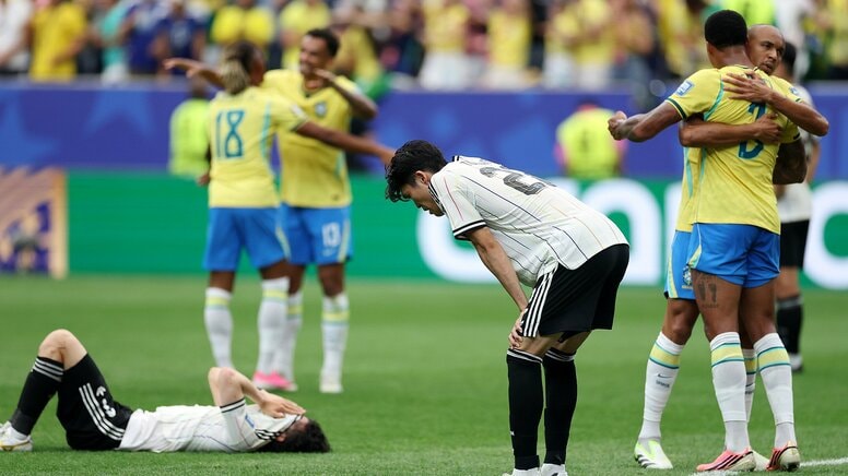 【W杯】森保ジャパン、ブラジルに1ー2で敗れベスト32敗退　5度目の挑戦も決勝トーナメント初勝利ならず　選手の目には涙