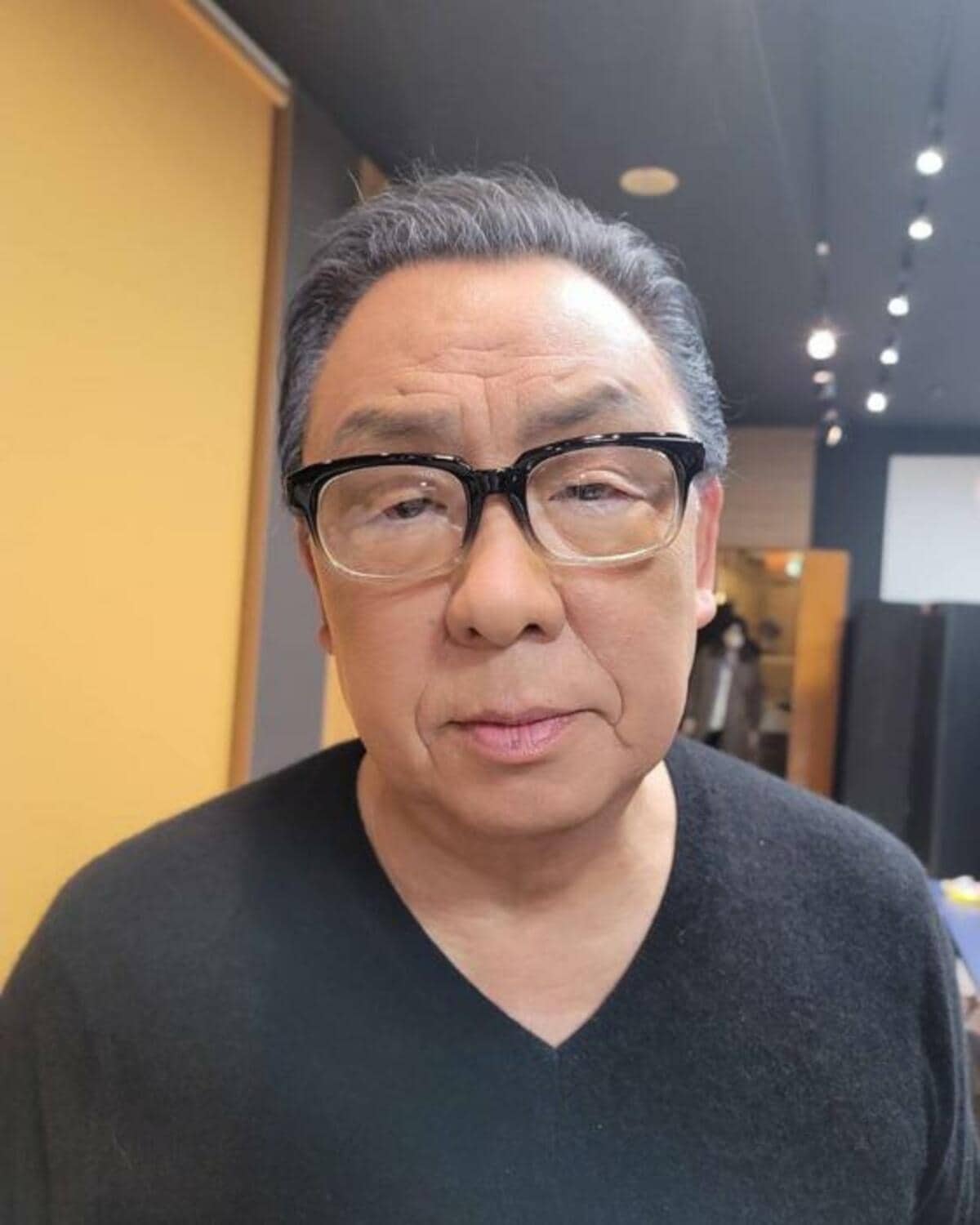 梅沢富美男、自身の“10年後の姿”を公開「男前」「素敵なままです」の声