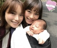 蛯原英里、姉・友里らと息子のお宮参りへ「家族みんなが集まれる日に…」