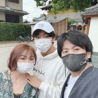 ハイヒールモモコ『息子と厄除けに』