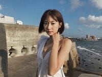 「美しさと可愛さに包まれて感動」武田玲奈、胸元セクシーなグラビアショットをファン絶賛