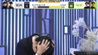 【映像】序盤で大長考...対局中に頭を抱える藤本六段