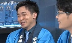 「責任とってな？」菅井竜也八段、弟弟子への“袖ちょいちょい”にファン悶絶「やりとり好き」「仲良しｗ」／将棋・ABEMA地域トーナメント2026