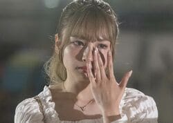 スタイル抜群のPopteen専属モデル・高1女子、イケメン男子にゾッコンも気持ち届かず涙「遅かったかな…」『今日好き』プサン編第4話