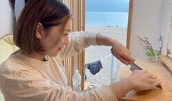 軽トラを「家」に改造した美女の“車中泊生活”に絶賛の声「いいな〜」「めっちゃオシャレ」