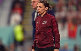 男子W杯初の女性主審に！　日本注目のコスタリカvsドイツの主審は女性審判のフラパールさん