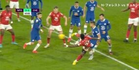 痛恨のクリアミス→胸トラップから執念のボレー、GKの股下を抜く 値千金の同点弾にスタンドも喜び爆発