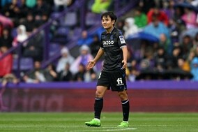 レアル・ソシエダがEL無傷の5連勝！　先発の久保建英は左肩を痛めて前半のみで交代