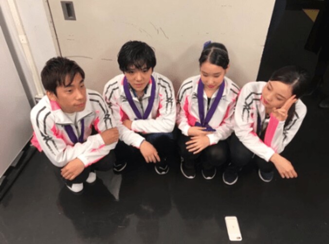 織田信成、本田真凛・宇野昌磨らと有名CMをパロディ　村上佳菜子との“全力変顔ショット”も 2枚目