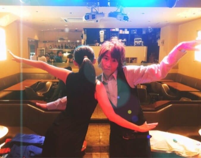 綾瀬はるかとキムタクがララポーズ？ 沙羅がものまねで再現 3枚目