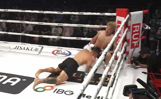 【写真・画像】　1枚目