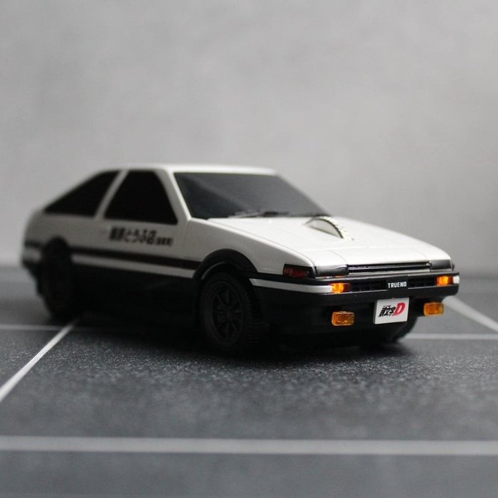 [Photos/Images] Takumi Fujiwara's beloved AE86 from "Initial D" becomes a wireless mouse! Comes with functioning headlights & taillights, plus a bonus mouse pad. 2nd