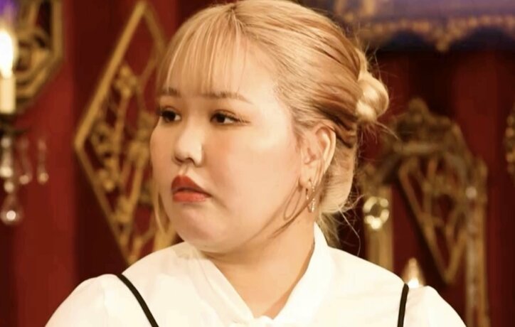 【写真・画像】「夜逃げみたいな感じで…」人気YouTuberが明かす衝撃的な恋人との別れ方　1枚目