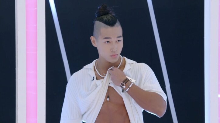 鍛え上げられた肉体美のワイルド男子にスタジオ衝撃!正統派イケメンやアイドル系男子、マッチョイケメンも!個性豊かな男性陣が続々登場『恋するアプリ Love Alarm』#1