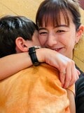 スザンヌ、息子の運動会を報告しハグショットを公開「ほんとよく頑張ったね」
