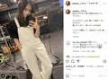 山本彩の鏡越しセルフショットにファン絶賛「最強かあいい」「オーバーオール似合ってる」