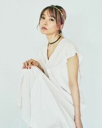 “アニソン界の女王”LiSAのハイレベル自撮りに「リモートとは思えない完成度」「素敵すぎる」とファン感嘆