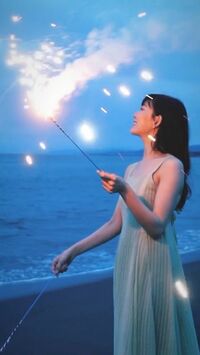 「可愛すぎます、、」「永遠見てられる」花火楽しむ渡辺美優紀の彼女感溢れる動画にファン悶絶