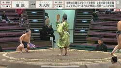 「決まり手はイナバウワー」16歳の“天才”力士、土俵際の絶体絶命から驚異的な“のけ反り”で大逆転「マトリックスやん」「身体能力激ヤバ」