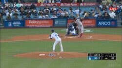 山本由伸、直球・変化球とも“ビッタビタ”で三球三振の瞬間「コントロールえぐい」「言うことねえわ」