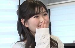 「包丁も触ったことない」大バズりJK・おひなさま、玉ねぎのみじん切りに挑戦