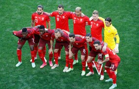 確かに見える？ スイス代表のW杯ユニ、ホームは好評も、アウェイは「カレンダーアプリ」の指摘が多数