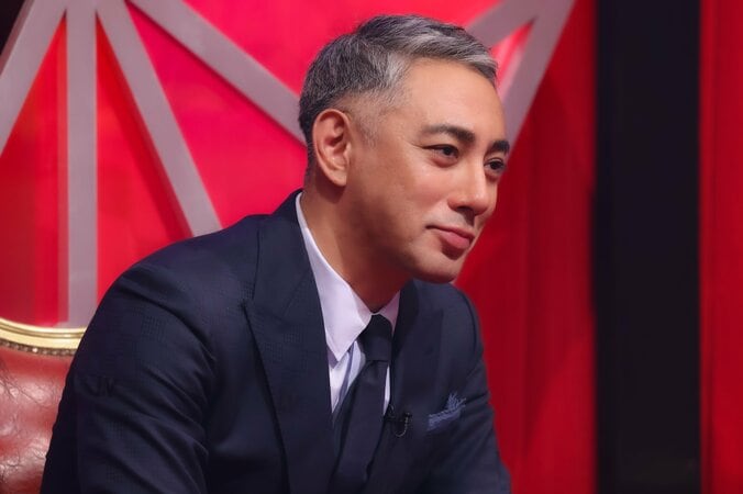 【写真・画像】お笑い芸人をリスペクトするからこそ「笑わない」 市川團十郎インタビュー 『笑わせたら1000万円』最もマークしていたのはあの“世界的”芸人「失敗していたら…」　2枚目