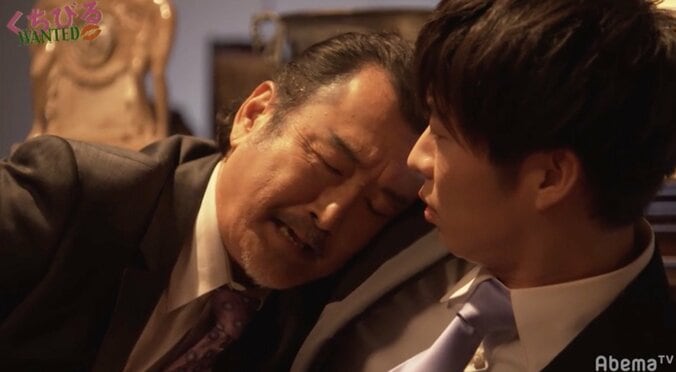 田中圭＆吉田鋼太郎の密着シーンに視聴者歓喜「部長とはるたんにしか見えない」 3枚目