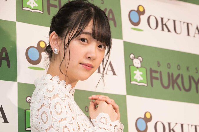 乃木坂46・堀未央奈「両親が泣きながら見てくれた」　初ソロ写真集『君らしさ』をリリース 14枚目