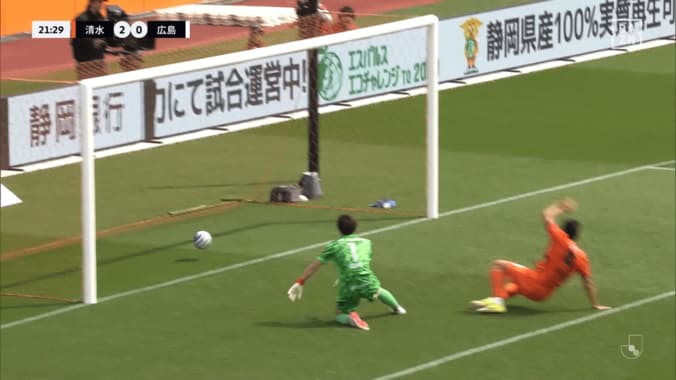 オ・セフンにボールを突っつかれ失点