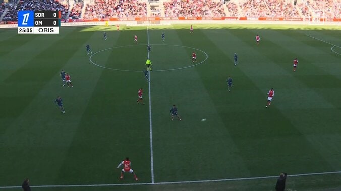 【映像】デ・ゼルビ監督がビタ止め神トラップの瞬間