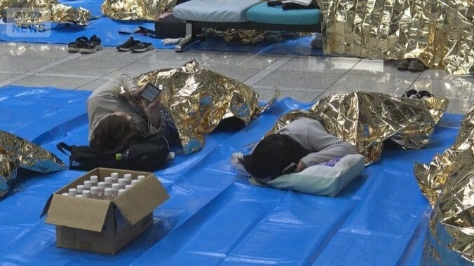 千葉県庁で帰宅困難者を受け入れ