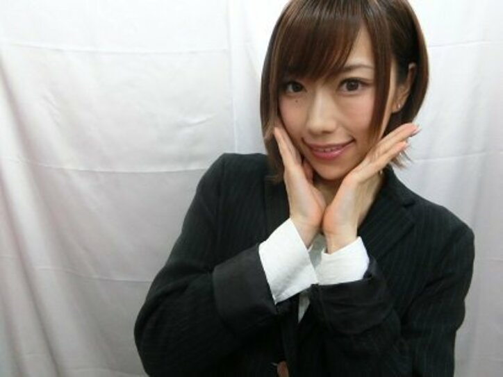 童貞が自転車を漕いで発電！ホワイトデーイルミネーションを点灯