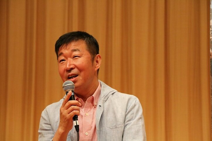 行定勲、鄭義信の『焼肉ドラゴン』を絶賛「今こそ観るべき映画！」