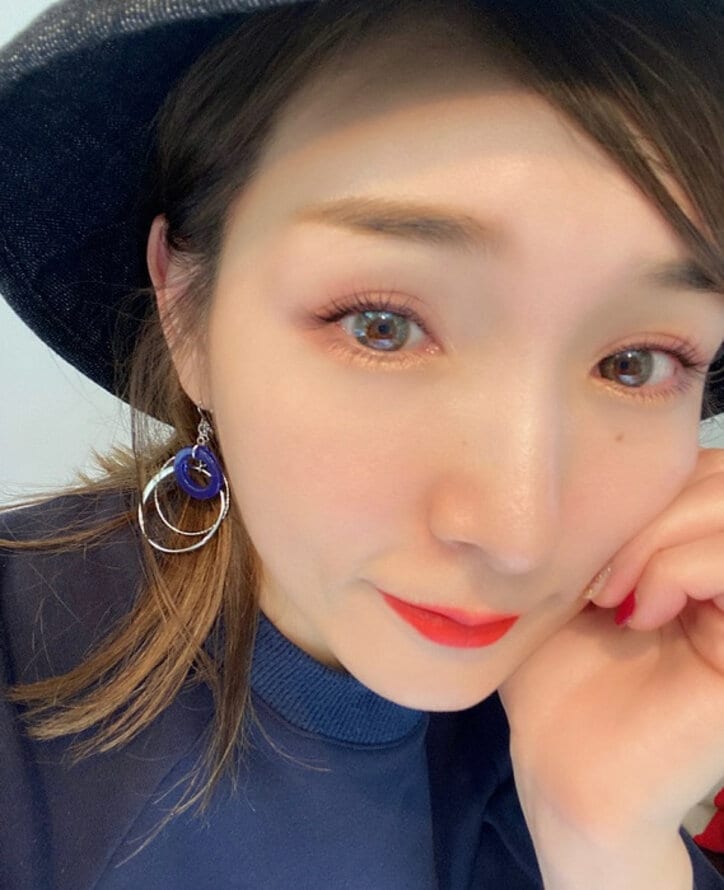 加護亜依、ホクロを隠すのをやめた理由を告白「醸し出しております」