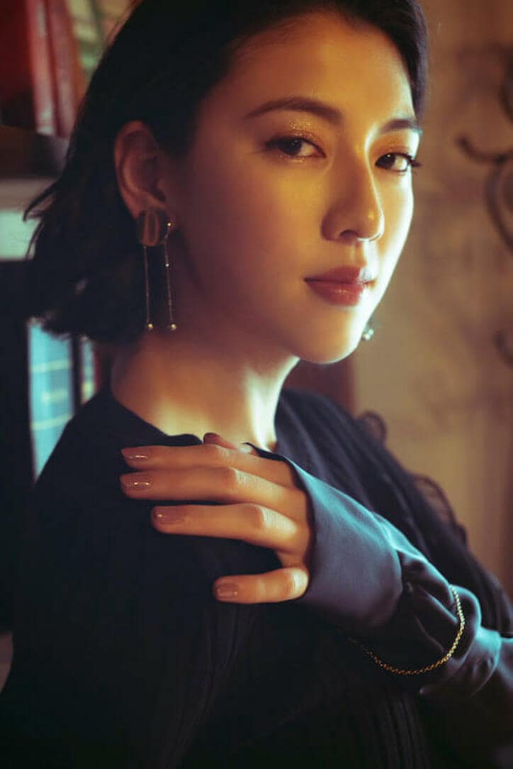 『犬鳴村』のヒロイン・三吉彩花、清水崇監督の印象は“寂しがりや”!?「少年みたいだった」