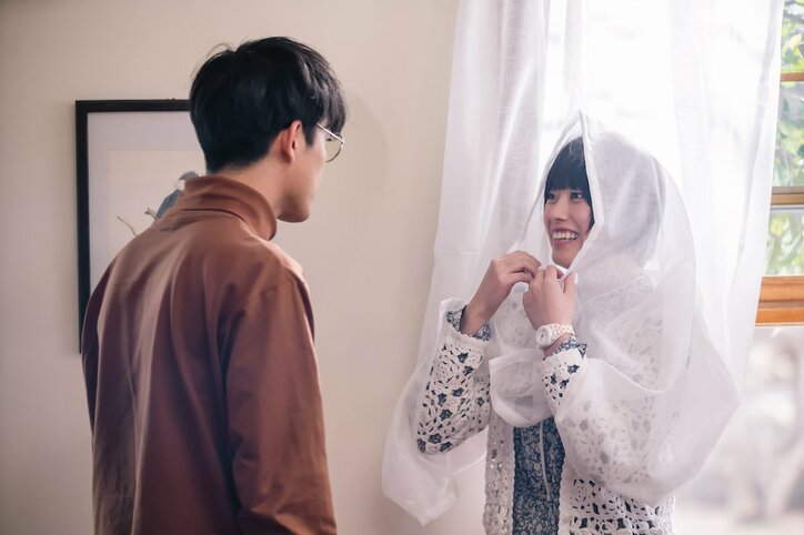 女子大生アシスタントの仕事は“キスシーン”を考えること!憧れの漫画家とのドラマチックなキス『ドラ恋~KIUSS or kiss~』act.3