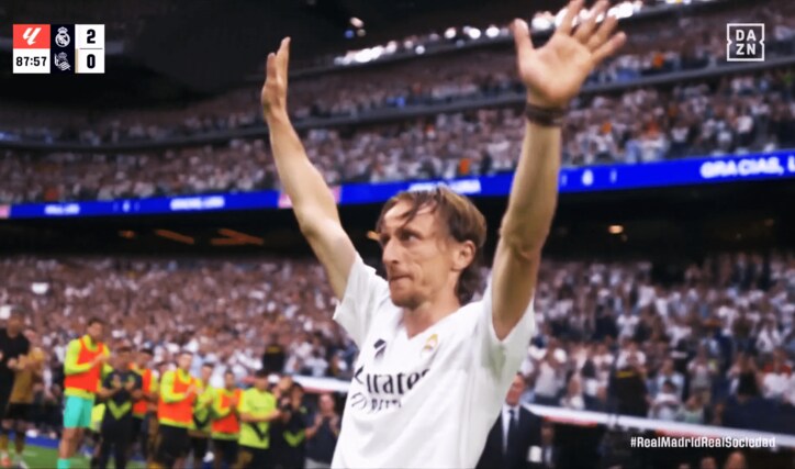 【写真・画像】「メッシやん！？」久保建英、“急加速ドリブル”でレアル・マドリードMFをぶち抜く「それ突破するか」「うますぎる」ラ・リーガ最終節で魅せた瞬間　1枚目