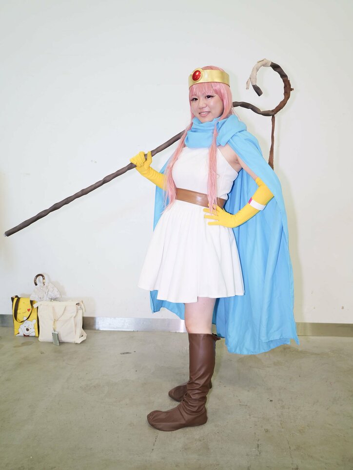 [照片/图片] “我很喜欢《勇者斗恶龙》，想和大家聊聊” 女贤者的角色扮演者，选择“粉色”的理由是什么？ 2