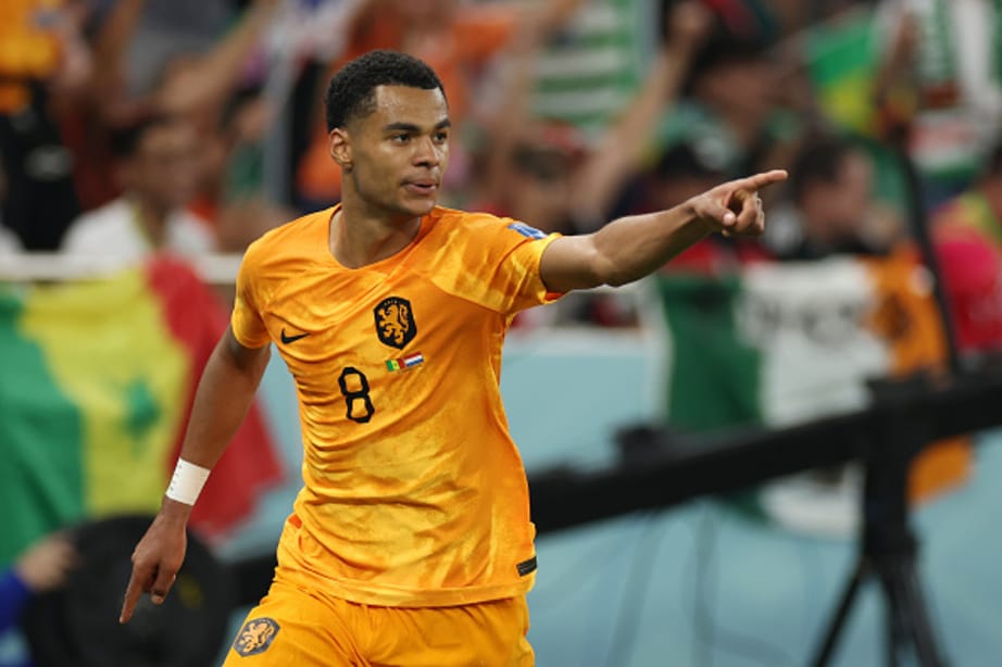 ［W杯マッチレビュー02］W杯らしいハイレベルな展開　堅守対決を制したのはオランダ