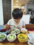 山田花子、次男がおかわりした手料理を公開「今夜も花子食堂大好評でした」