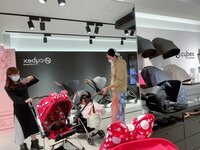 アレクサンダー『めちゃ派手派手なベビーカーにしたよん❤️』