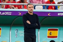 指揮官が退任明言のナポリ、ルイス・エンリケ氏と交渉か…本人はプレミア行きに関心？